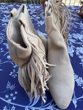 Zara Beige Suede Fringe Ankle Boots